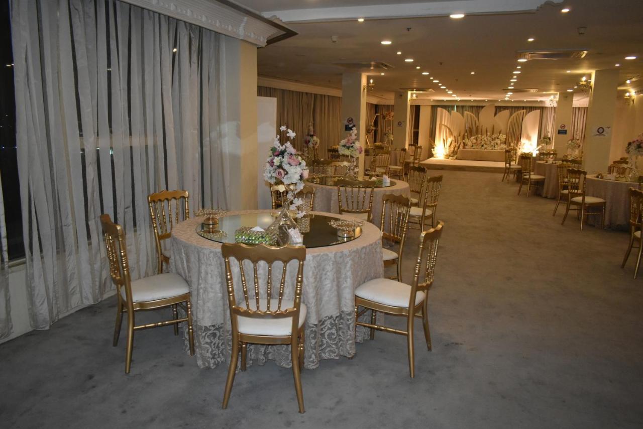 Rooz Park Hotel Al Khobar Esterno foto