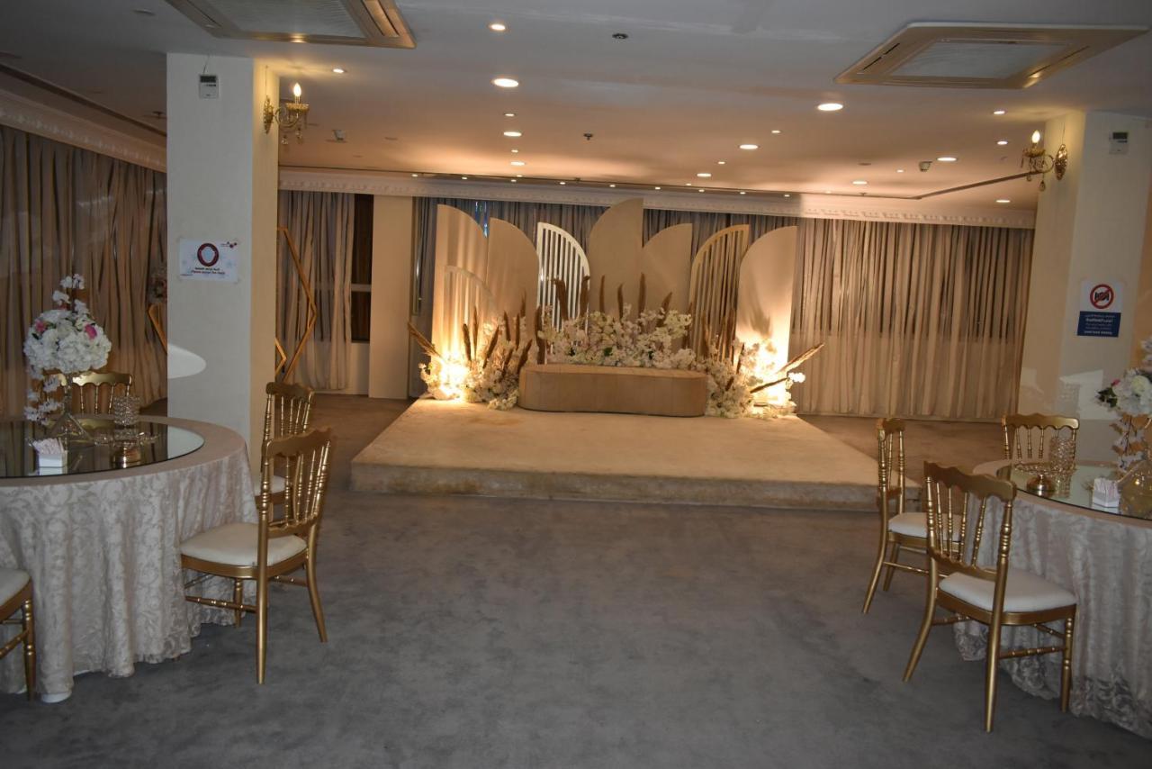 Rooz Park Hotel Al Khobar Esterno foto