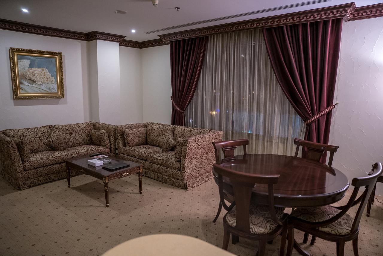 Rooz Park Hotel Al Khobar Esterno foto